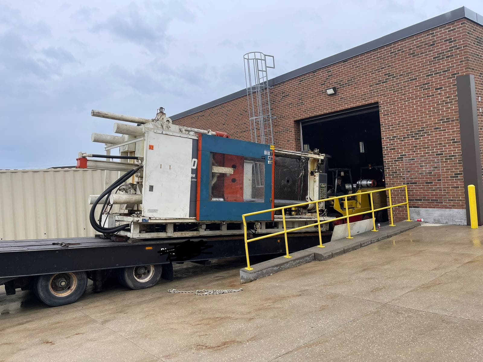 Heavy Haul Transportation - Custom trailers for oversized equipment